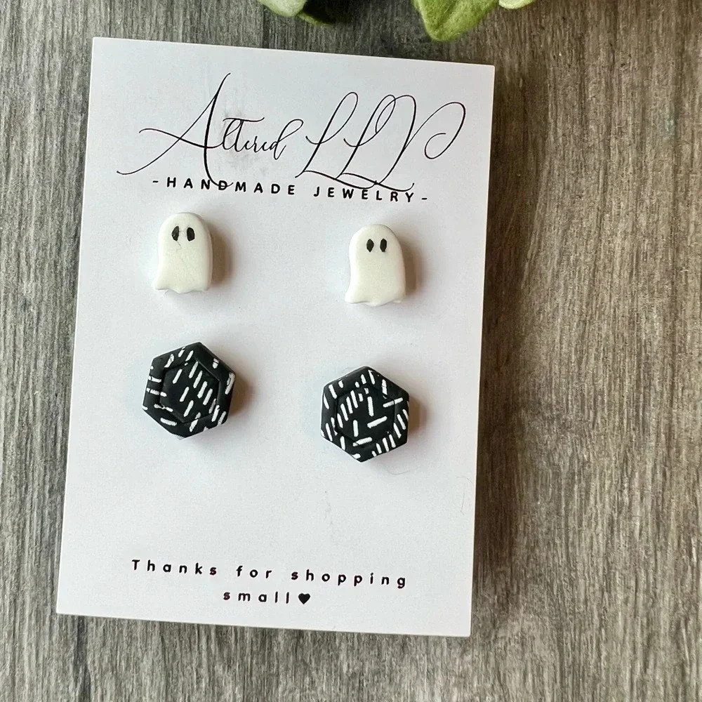 2/$30 Handmade- Ghost & Geo Stud Pack